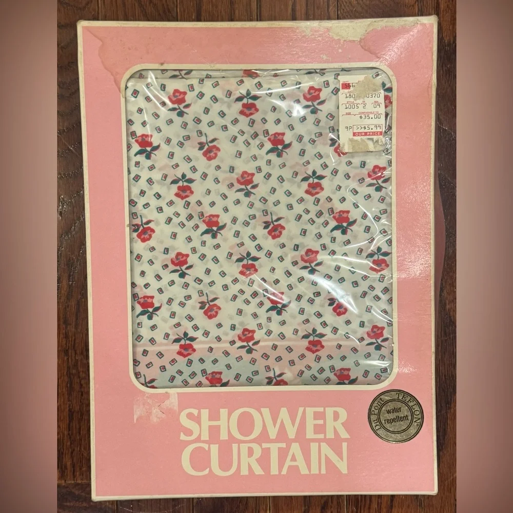 Vintage Christmas Shower Curtain New in Box Coquette Bows Holly Sleigh Made USA